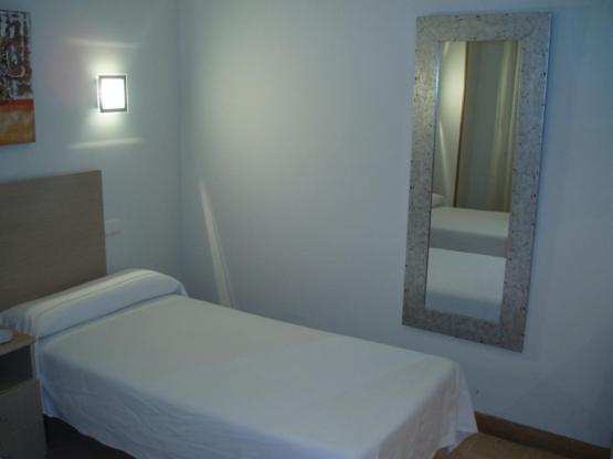 Hostal Francisco Salinas Burgo Habitación foto